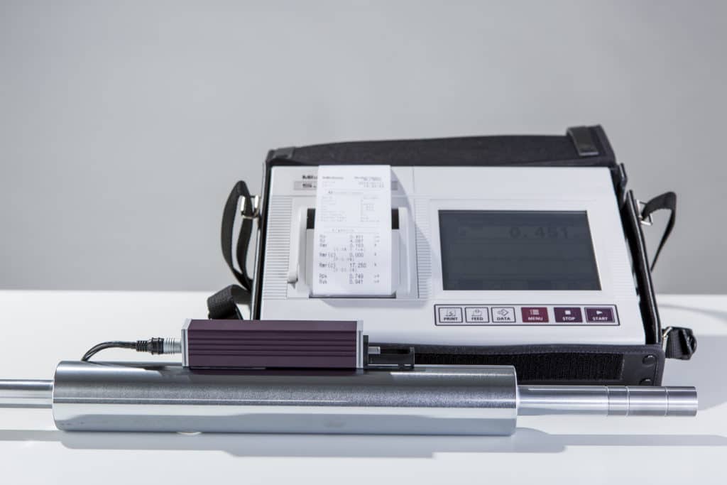 Roughness measurement using a profile method (perthometer)